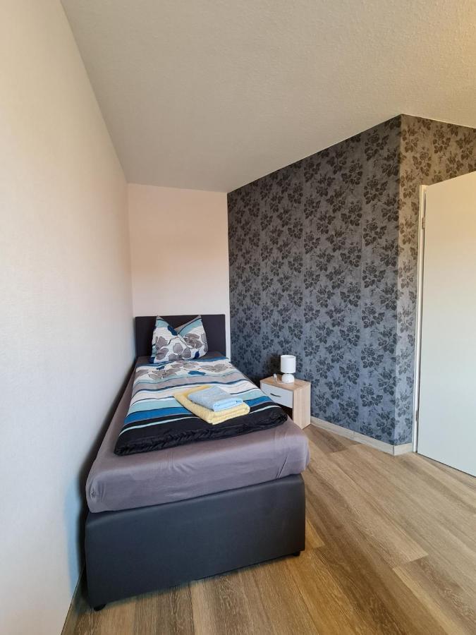 Pension Zum Holzwurm Wittenberge Bagian luar foto